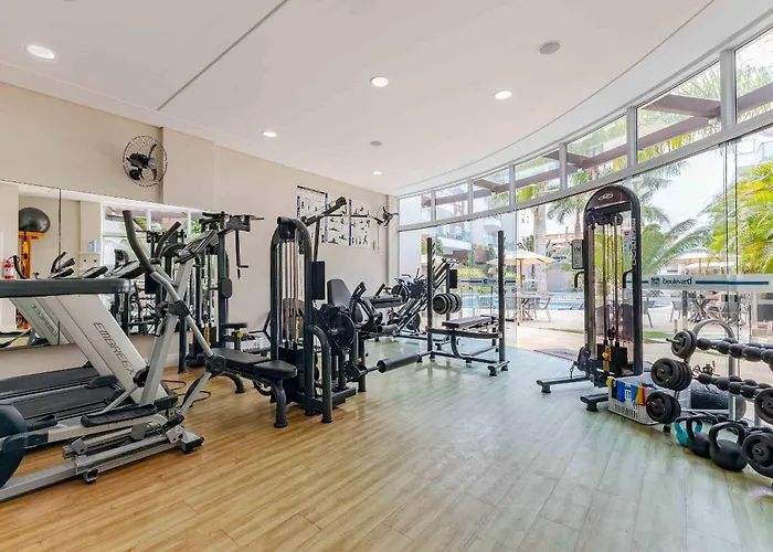 Boulevard Bombinhas - Apartamento Em Condo Com Piscina