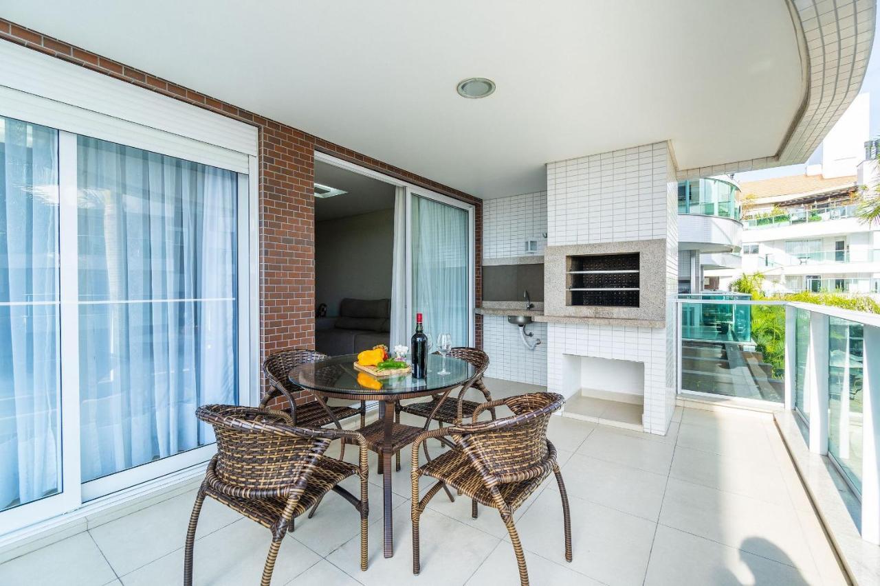 Boulevard - Em Com Piscina * Bombinhas