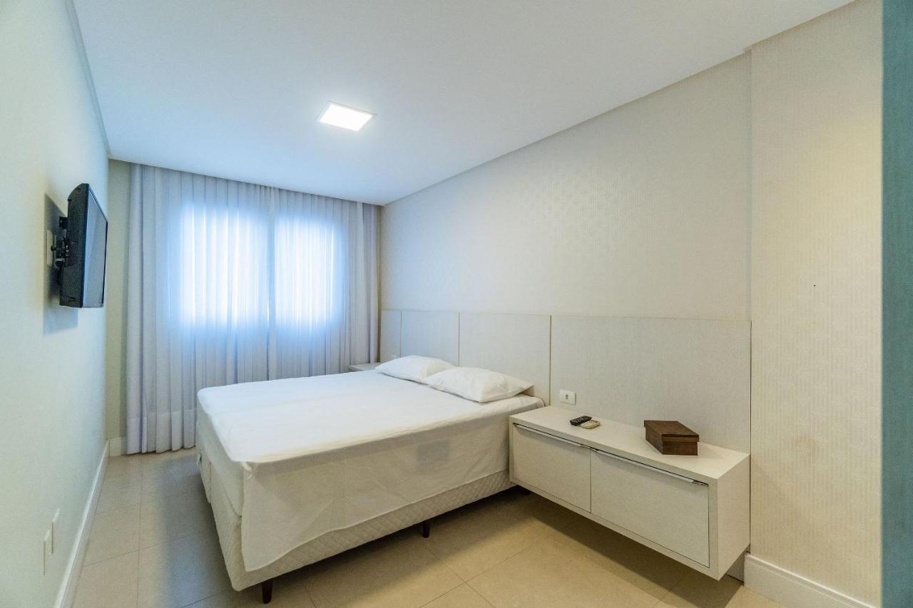 Boulevard - Em Com Piscina Apartamento